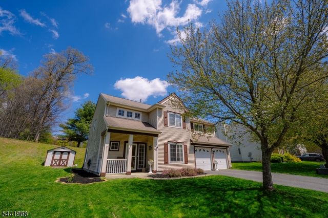 92 Connelly Ave, Mount Olive Twp., NJ 07828