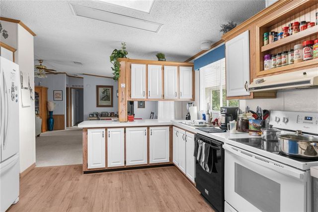 9183 SALISBURY DRIVE, Brooksville, FL 34613