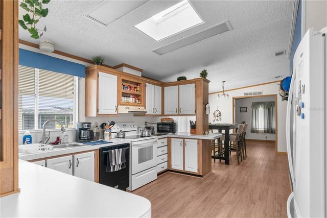 9183 SALISBURY DRIVE, Brooksville, FL 34613