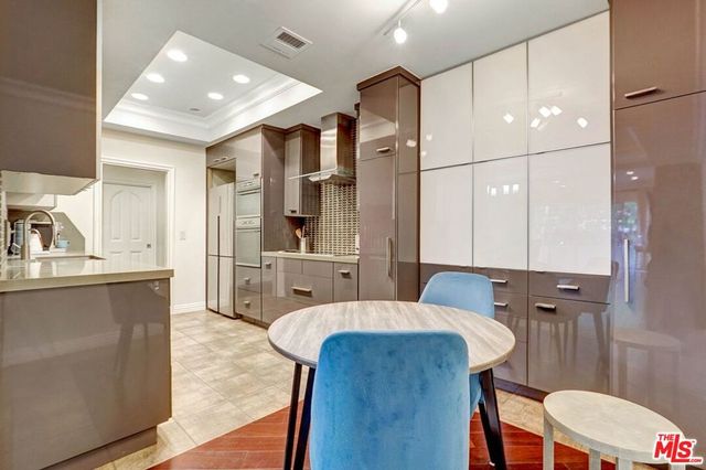 1880 Veteran Avenue 107, Los Angeles, CA 90025