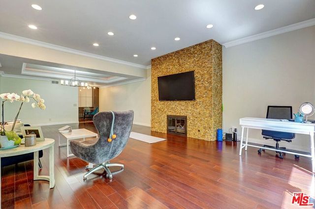 1880 Veteran Avenue 107, Los Angeles, CA 90025