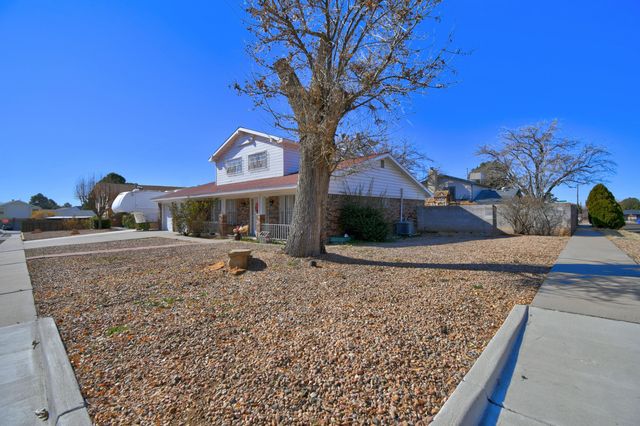 3709 General Stilwell Street NE, Albuquerque, NM 87111