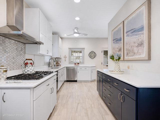 317 E Walnut Street, Hinsdale, IL 60521