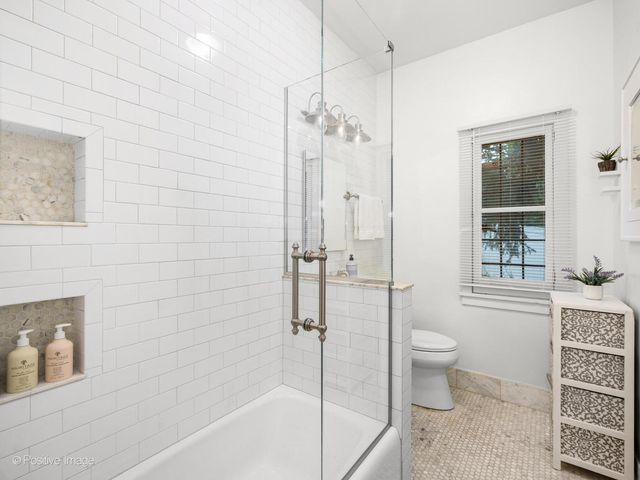 317 E Walnut Street, Hinsdale, IL 60521