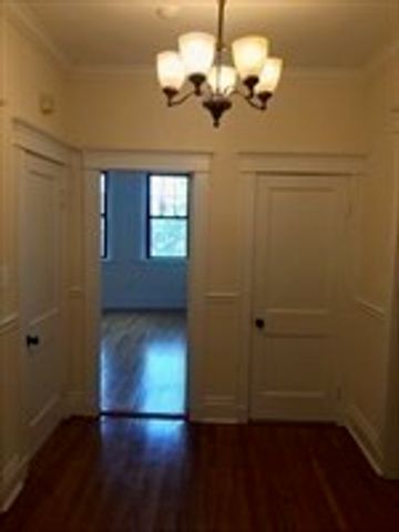 378 Riverway Three, Boston, MA 02115