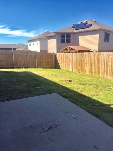 8649 Star Thistle Drive, Fort Worth, TX 76179