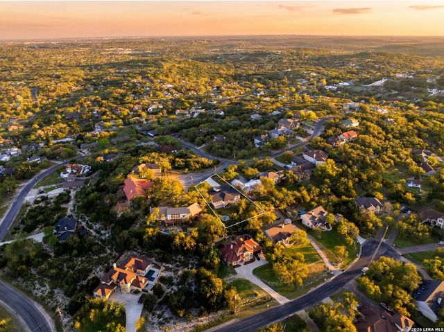 707 Lone Cir, San Antonio, TX 78260