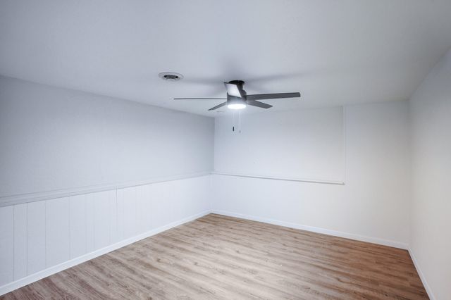 6009 N VICKIE DR, Columbia, MO 65202