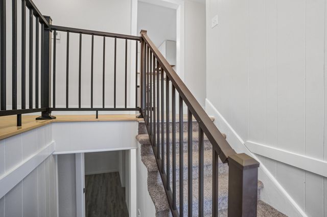 6009 N VICKIE DR, Columbia, MO 65202