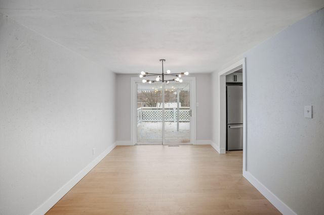 6009 N VICKIE DR, Columbia, MO 65202