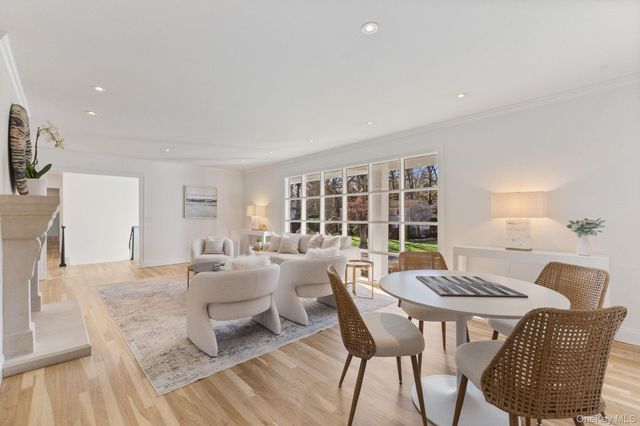 21 Kolbert Drive, Scarsdale, NY 10583