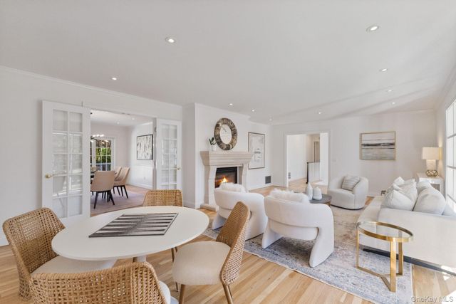 21 Kolbert Drive, Scarsdale, NY 10583