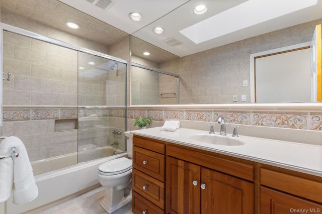 21 Kolbert Drive, Scarsdale, NY 10583