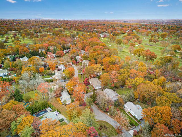 21 Kolbert Drive, Scarsdale, NY 10583