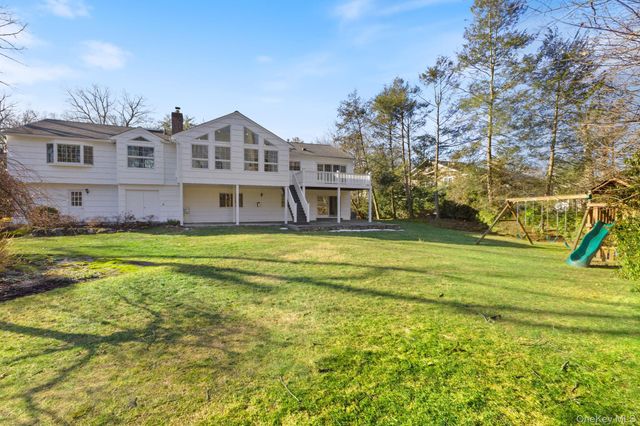 21 Kolbert Drive, Scarsdale, NY 10583