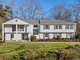21 Kolbert Drive, Scarsdale, NY 10583