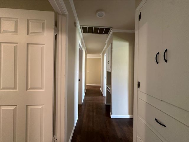 2136 SW 49th Street, Oklahoma City, OK 73119