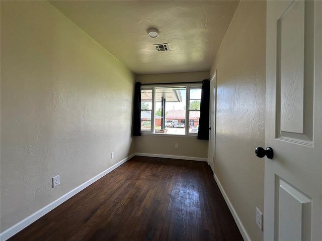 2136 SW 49th Street, Oklahoma City, OK 73119
