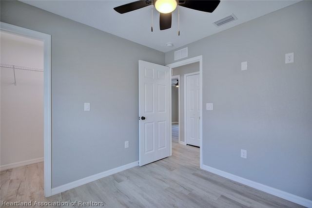 544 Vanguard Avenue NW, Lake Placid, FL 33852