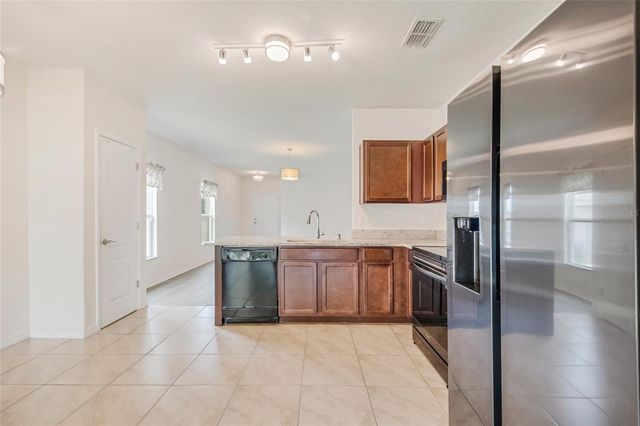 125 TANAGER STREET, Haines City, FL 33844