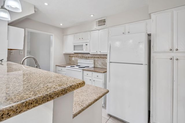 16722 Shrub Oak Drive, Humble, TX 77396