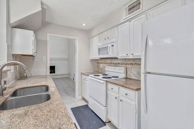 16722 Shrub Oak Drive, Humble, TX 77396