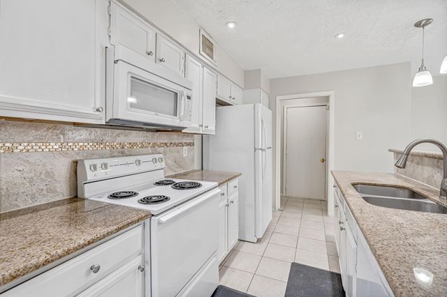 16722 Shrub Oak Drive, Humble, TX 77396