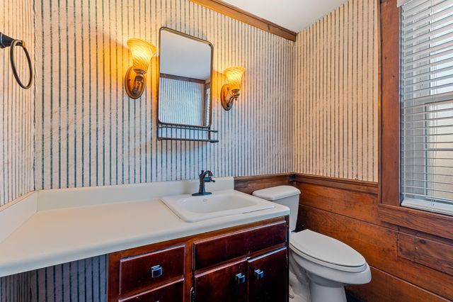 234 Green Oak Drive, Huntington, WV 25701