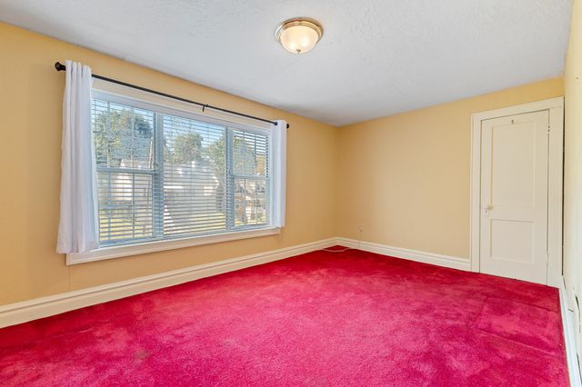 234 Green Oak Drive, Huntington, WV 25701