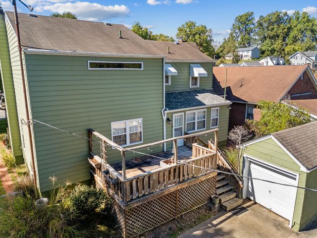 234 Green Oak Drive, Huntington, WV 25701