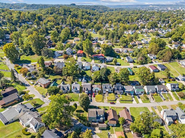 234 Green Oak Drive, Huntington, WV 25701