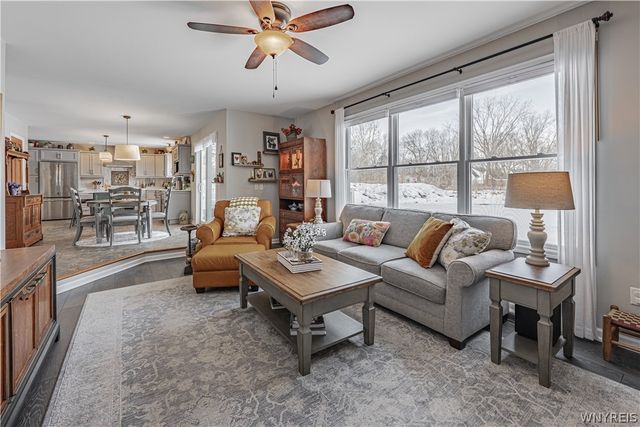 2517 Danielle Drive, Wheatfield, NY 14304