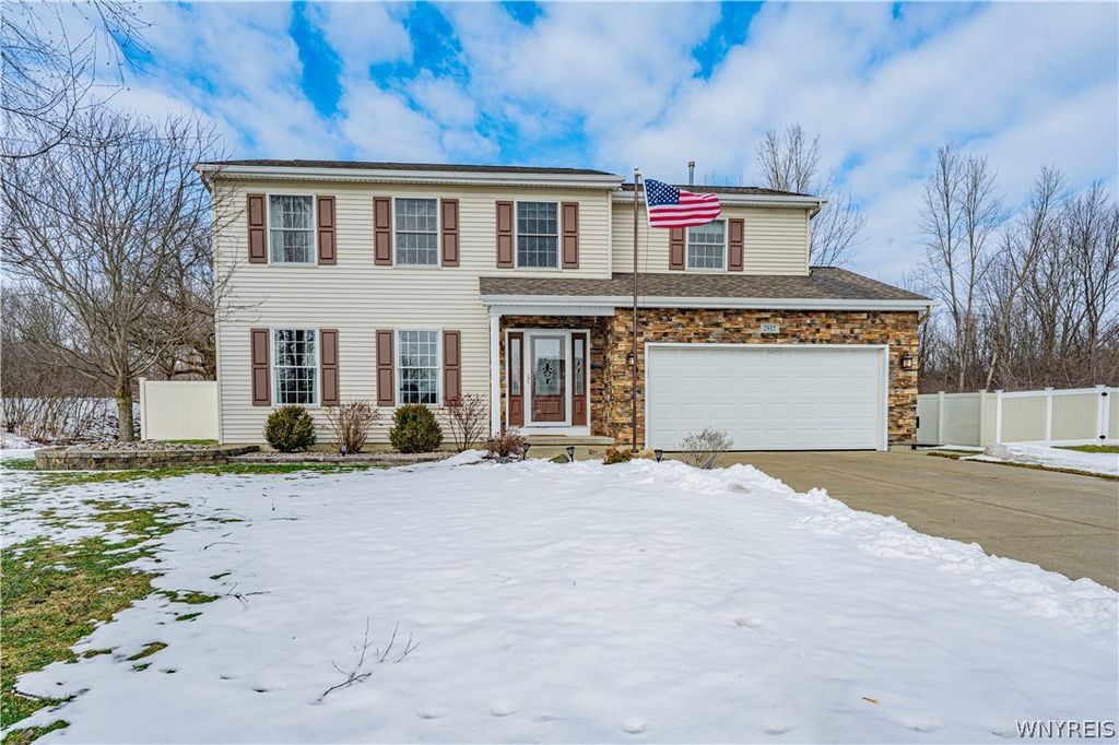 2517 Danielle Drive, Wheatfield, NY 14304