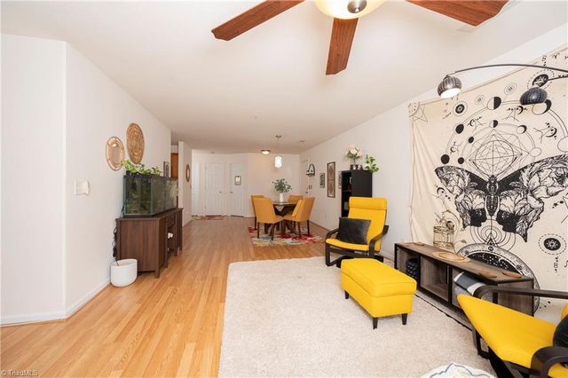 5206 Mcconnell Drive, Kernersville, NC 27284