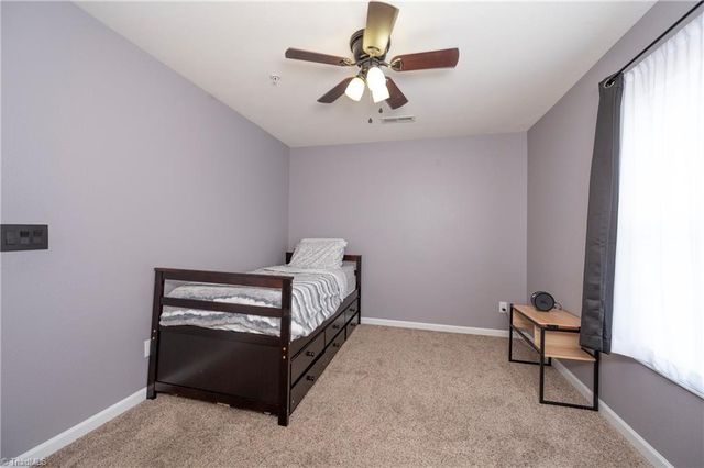 5206 Mcconnell Drive, Kernersville, NC 27284