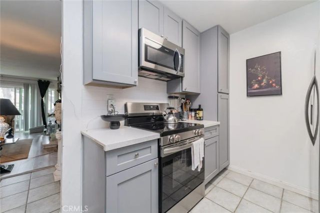 1000 W Macarthur 94, Santa Ana, CA 92707
