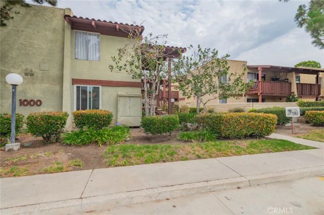 1000 W Macarthur 94, Santa Ana, CA 92707
