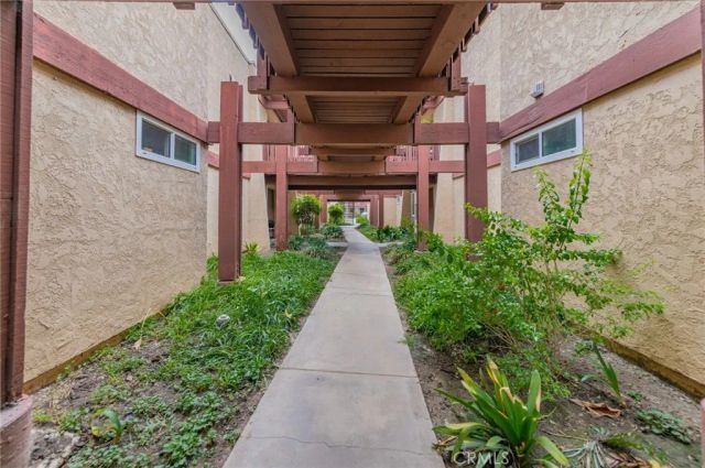 1000 W Macarthur 94, Santa Ana, CA 92707