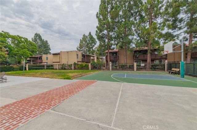 1000 W Macarthur 94, Santa Ana, CA 92707