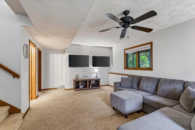 4410 Whitetail Lane, Madison, WI 53704