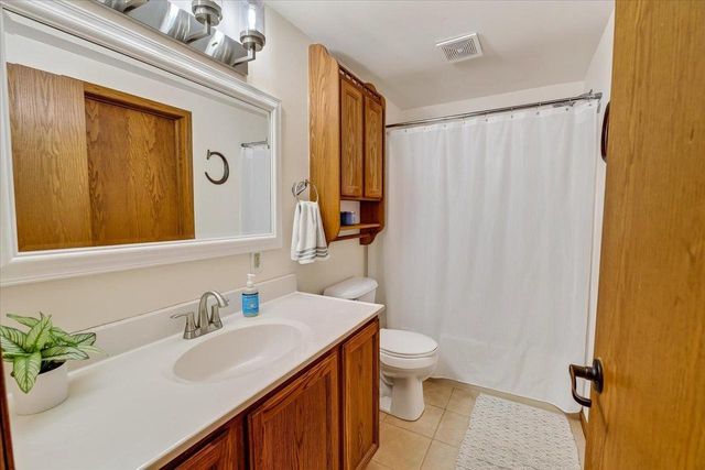 4410 Whitetail Lane, Madison, WI 53704
