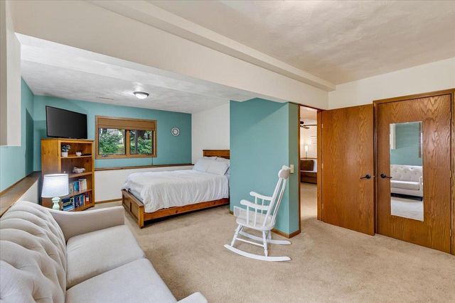 4410 Whitetail Lane, Madison, WI 53704