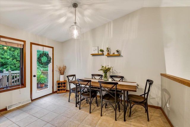 4410 Whitetail Lane, Madison, WI 53704