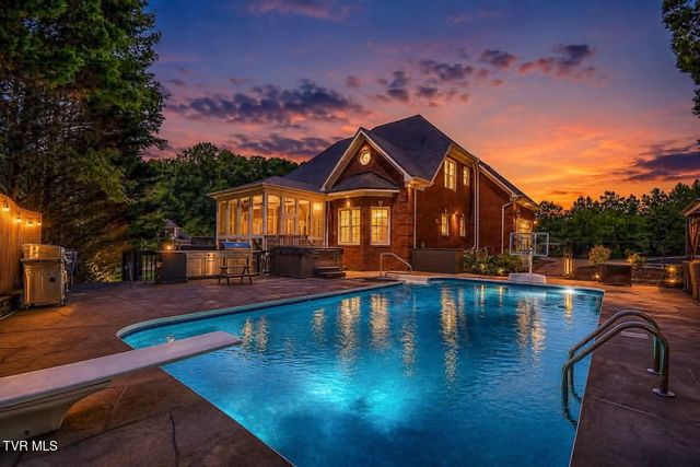 1237 Sussex Drive, Kingsport, TN 37660
