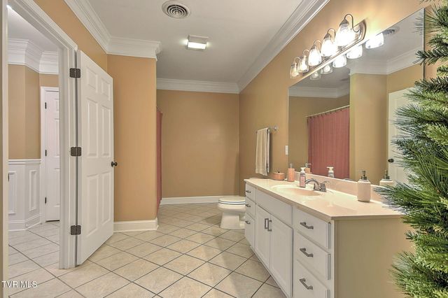 1237 Sussex Drive, Kingsport, TN 37660