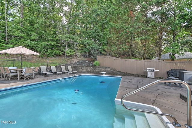 1237 Sussex Drive, Kingsport, TN 37660
