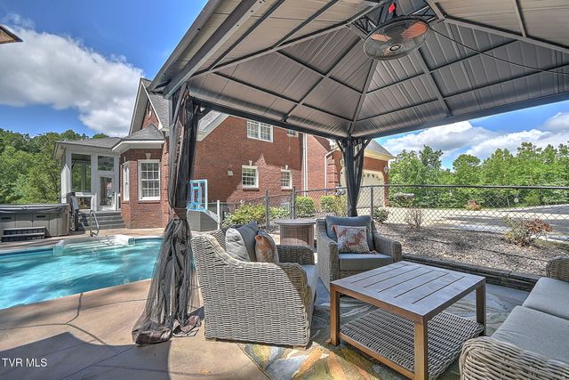 1237 Sussex Drive, Kingsport, TN 37660