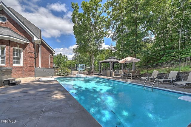 1237 Sussex Drive, Kingsport, TN 37660