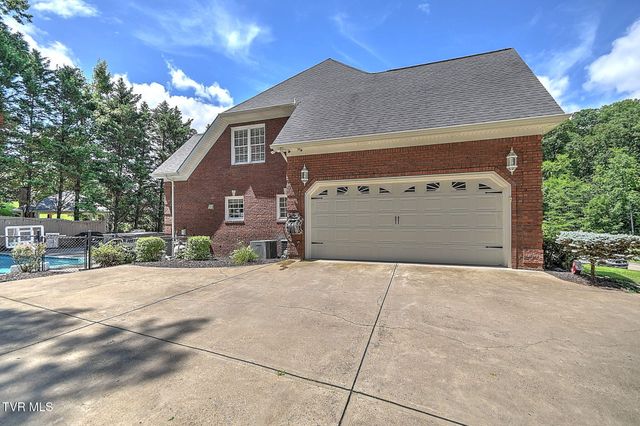 1237 Sussex Drive, Kingsport, TN 37660