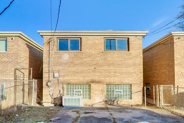 10154 S Emerald Avenue, Chicago, IL 60628